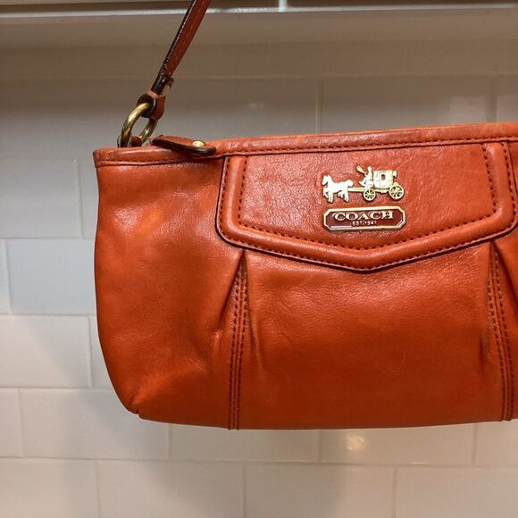 Coach Signature Sufflette Leather Mini Bag - Picture 2 of 16